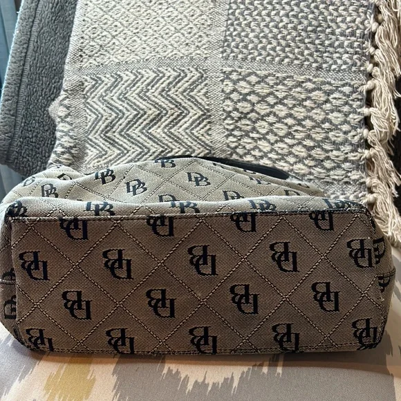 DOONEY & BOURKE Signature Print Black & Tan Satchel Bag~please read! - Picture 12 of 16